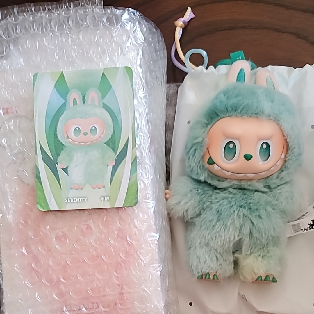 POP MART THE MONSTERS (LABUBU) Big into Energy Series Plush Pendant SERENITY