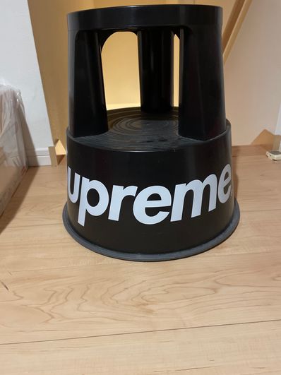 Supreme / Wedo Step Stool Supreme / Wedo Step Stool