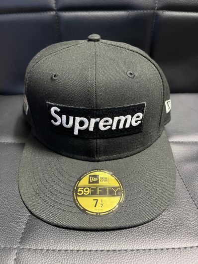 Supreme Money Box Logo New Era "Black"