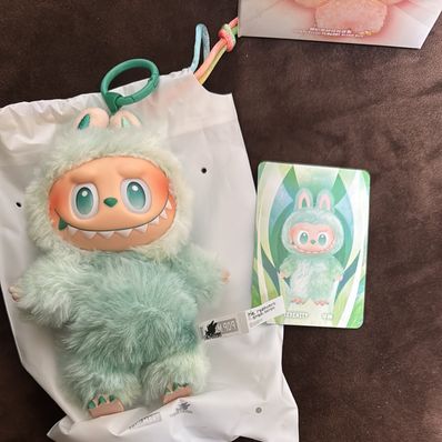 POP MART THE MONSTERS (LABUBU) Big into Energy Series Plush Pendant SERENITY