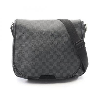 ルイ・ヴィトン LOUIS VUITTON ダニエルMM ショルダーバッグ バッグ PVCコーティングキャンバス レザー ダミエ・グラフィット メンズ ブラック系 N58029 【中古】