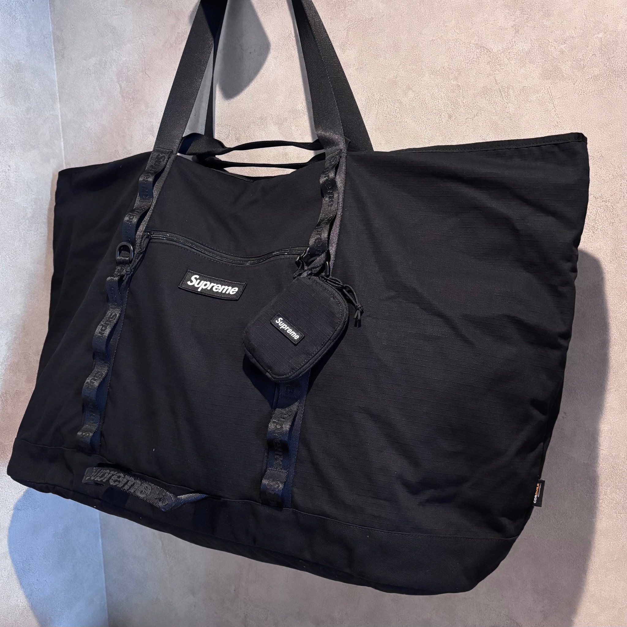 Supreme X-Large Tote Bag + Utility Pouch (26SS) "Black"