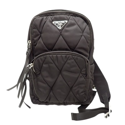 プラダ PRADA キルティング 1BZ052_2BYV_F0002 ボディバッグ ナイロン ブラック シルバー金具 メンズ レディース【中古】【Aランク】