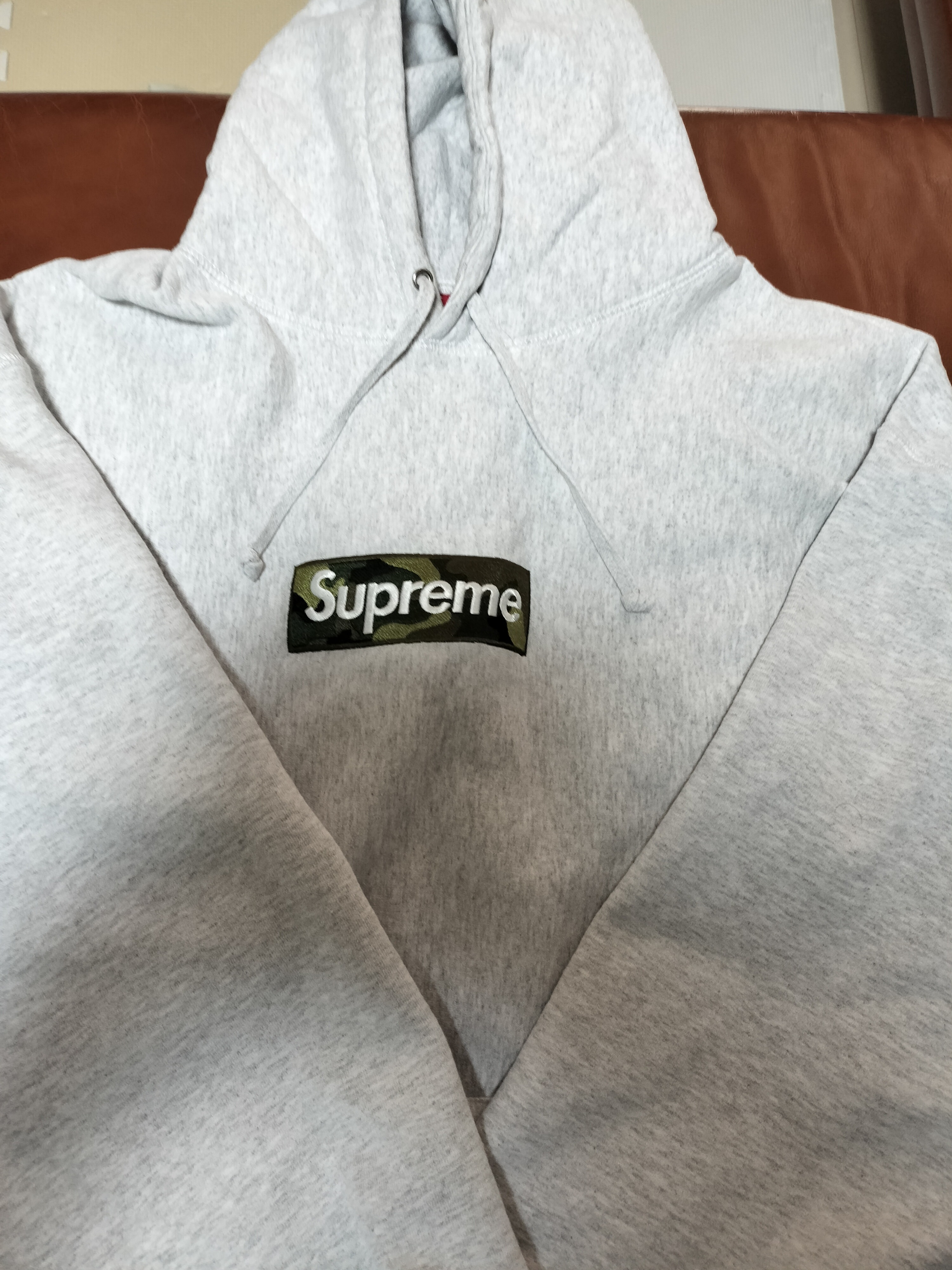 Supreme Box Logo Hooded Sweatshirt "Ash Grey" (23FW)