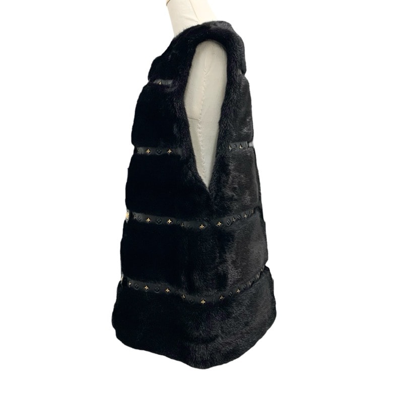 ルイヴィトン LOUIS VUITTON アウター ミンク ブラック ゴールド モノグラムフラワー ファーベスト 未使用