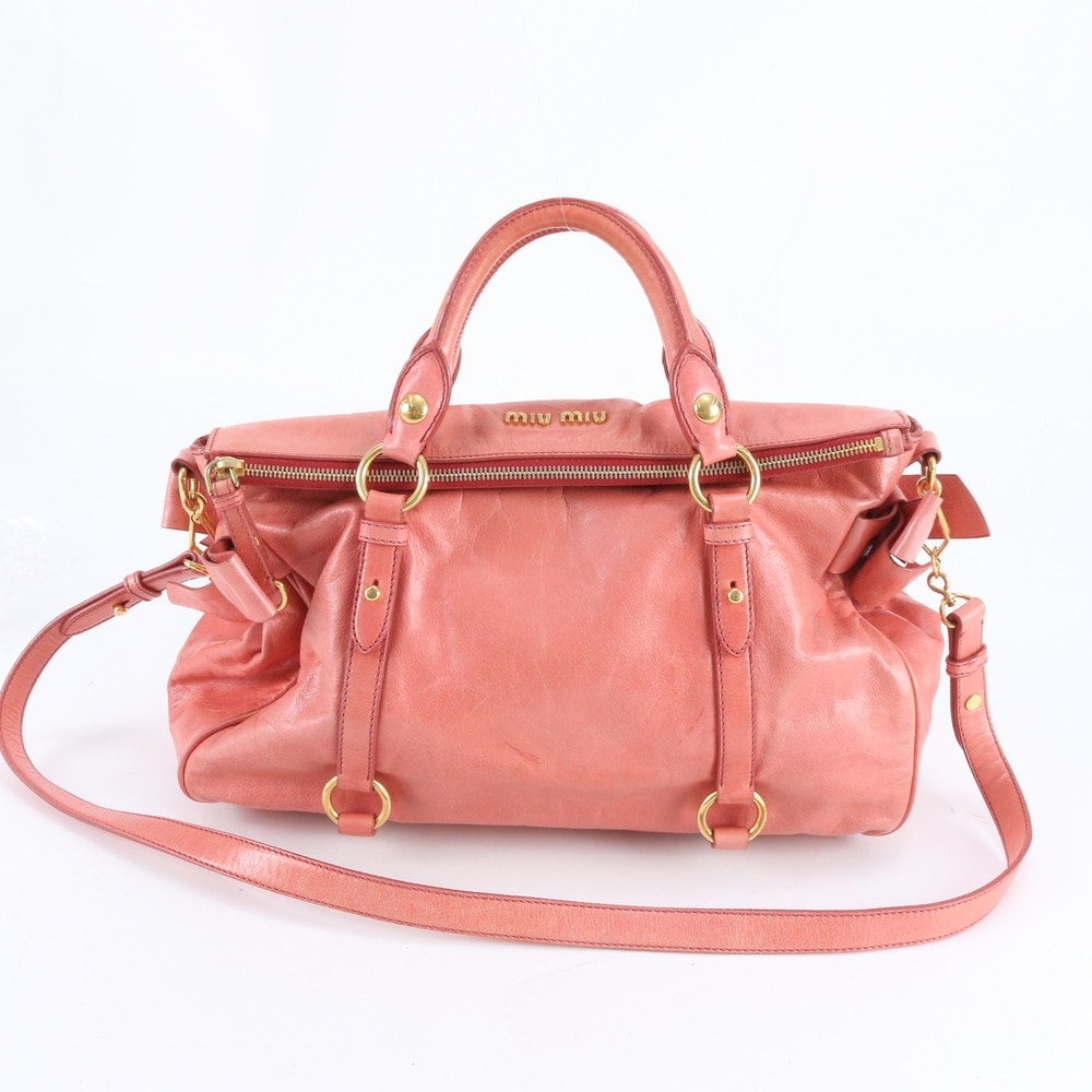 ■美品 ミュウミュウ ショルダーバッグ レザー