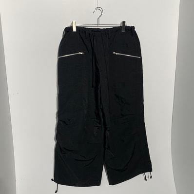 S'YTE WASHED HIGH-DENSITY NYLON TWILL ZIPPER POCKET CARGO PANTS Black