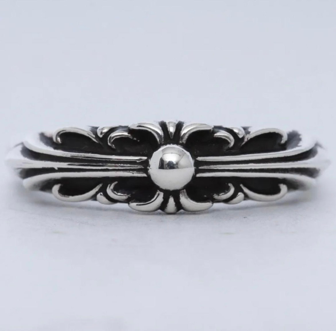 クロムハーツ ベビークラシック リング w/ フローラル クロス "シルバー"