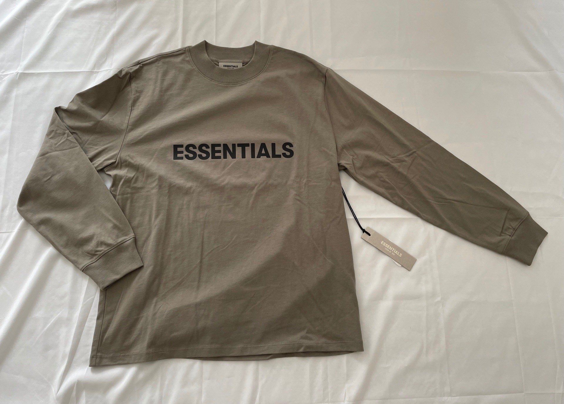 FEAR OF GOD ESSENTIALS 3D Silicon Applique Boxy Long Sleeve T-Shirt "Tan/String"