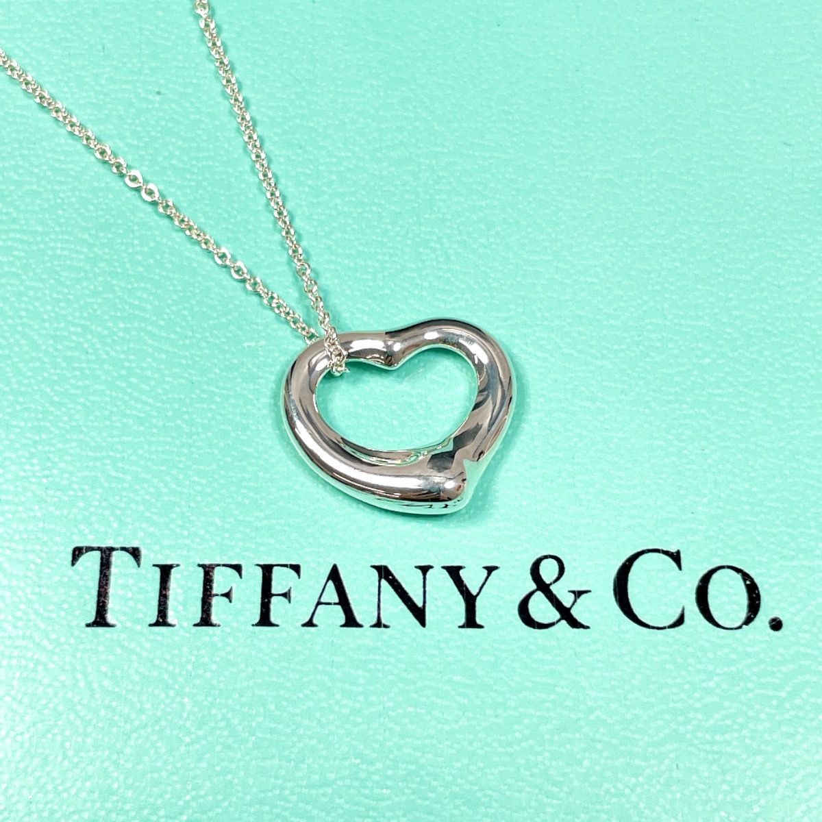 Tiffany & Co Open Heart Necklace "Silver"
