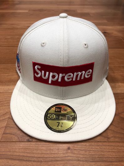 Supreme World Famous Box Logo New Era® "White"