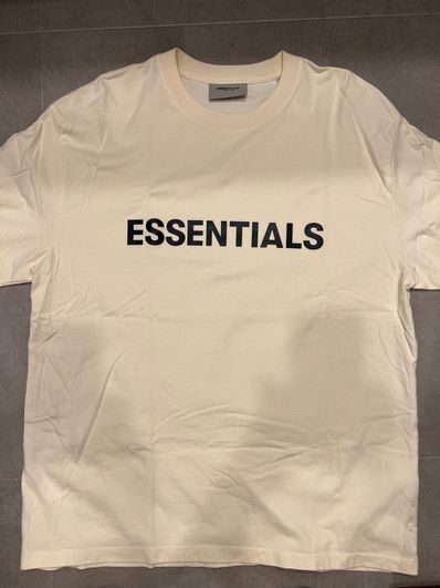 FEAR OF GOD ESSENTIALS 3D Silicon Applique Boxy T-Shirt "Buttercream"