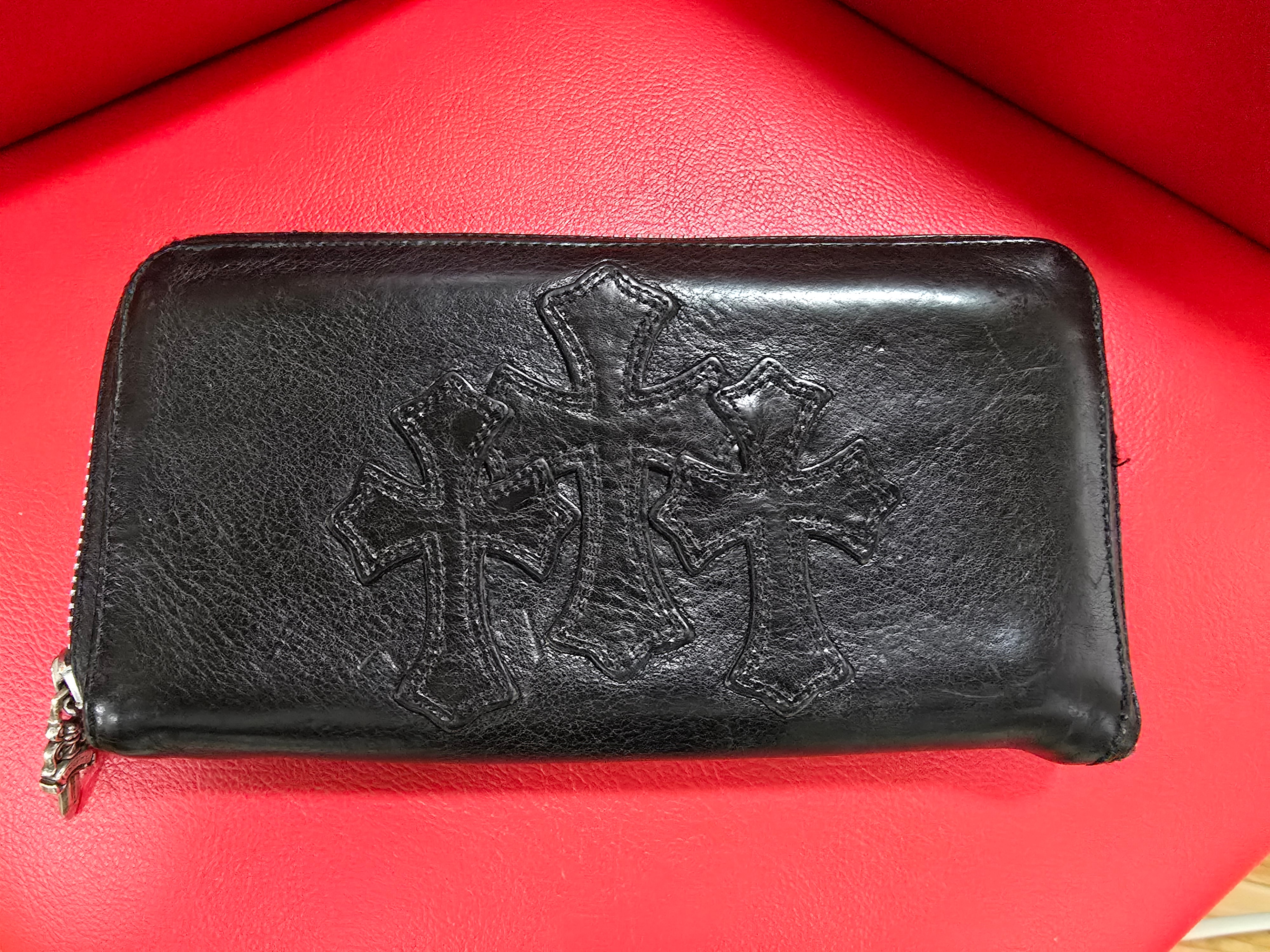 Chrome Hearts REC F Heavy Leather Zip Wallet / 3 Cemetary Cross "Black"