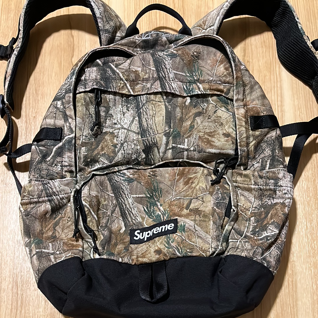 【美品❣️スニダンタグ付❣️】Supreme❌ノース LeatherPack Supreme x The North Face Leather Day Pack 