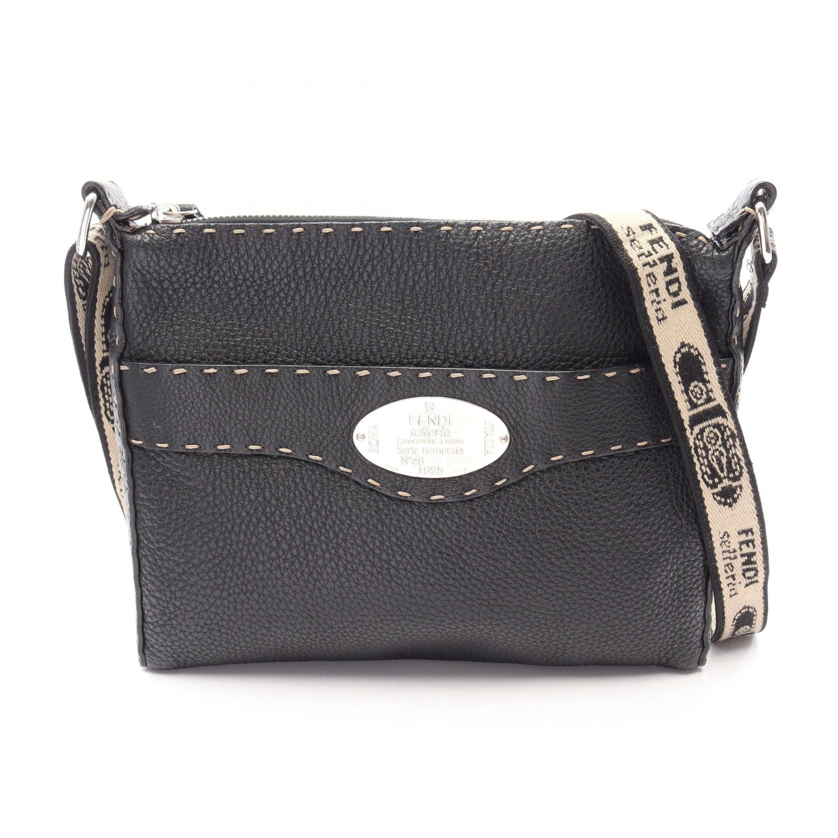 フェンディ FENDI セレリア ショルダーバッグ バッグ レザー レディース ブラック系 【中古】