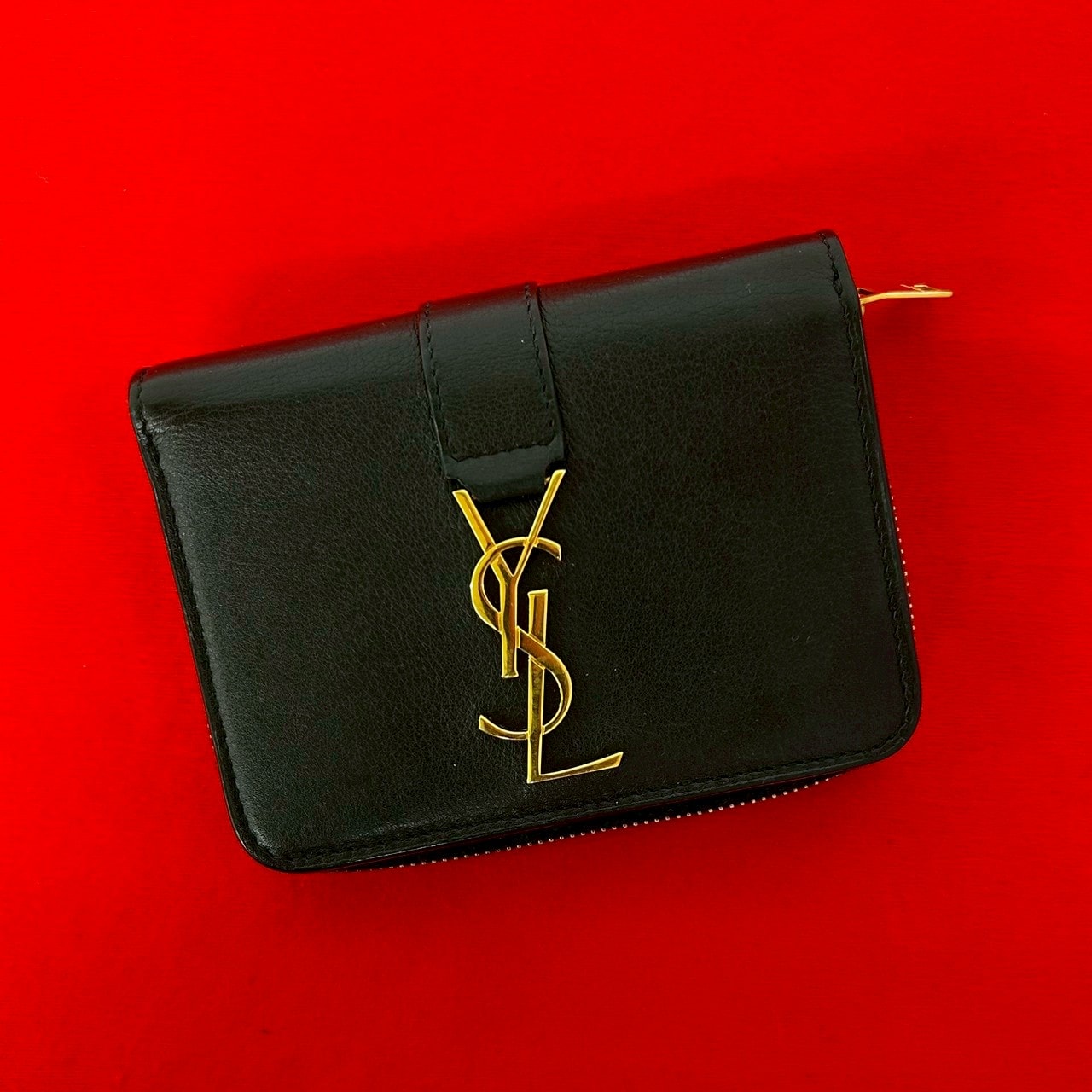 B (目立った傷や汚れなし)】SAINT LAURENT サンローラン YSL