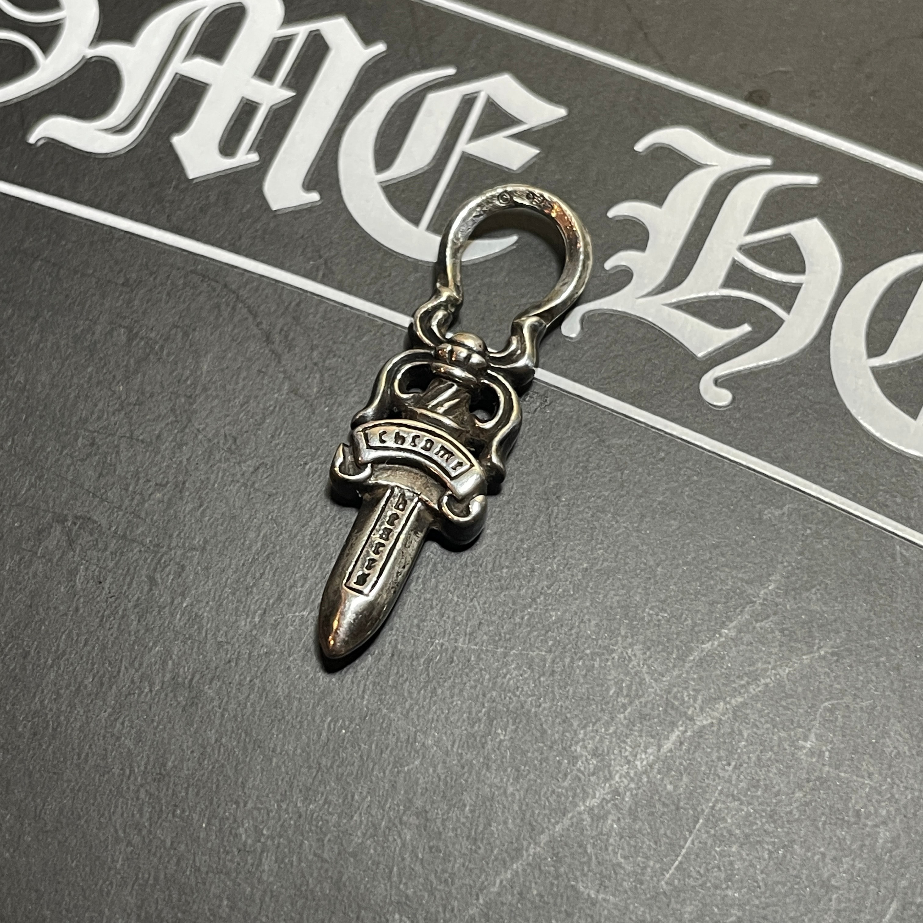 Chrome Hearts #5 Dagger Charm Zip 2 "Silver"