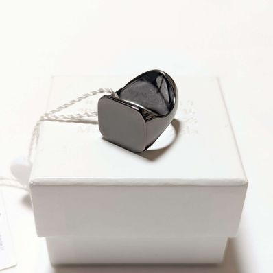 メゾンマルジェラ リング