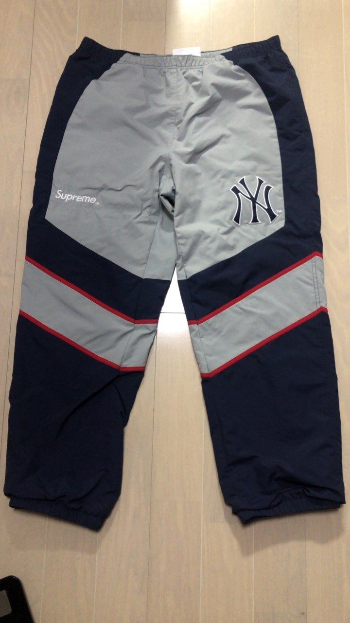 Supreme New York YankeesTM Track Pant "Navy"
