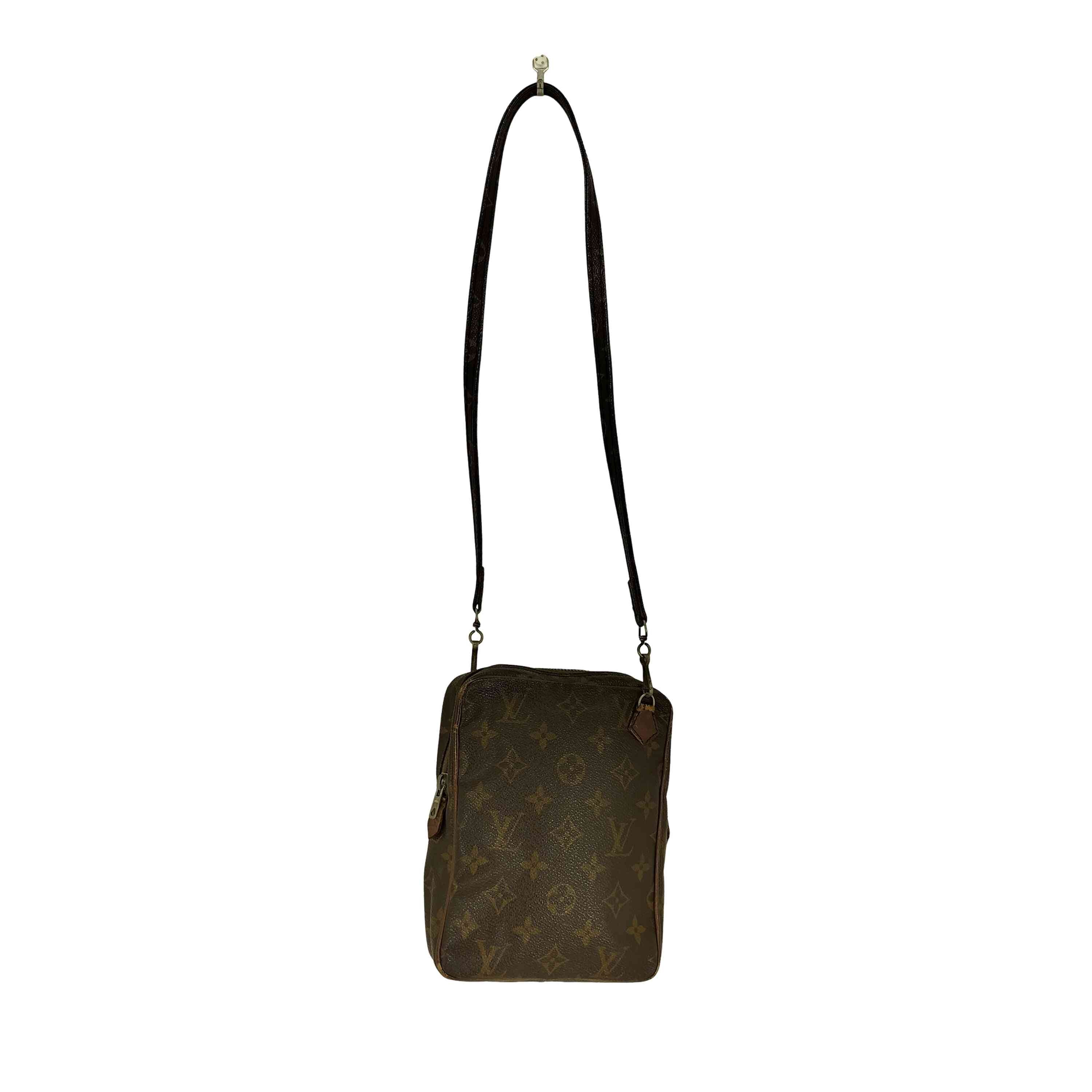 旧型 モノグラム ダヌーブ ショルダーバッグ monogram Danube shoulderbag【1143657577019】