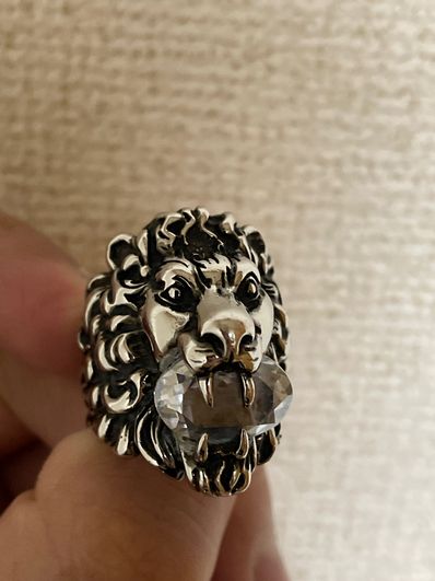 GUCCI Lion Head Ring With Crystal "Silver"