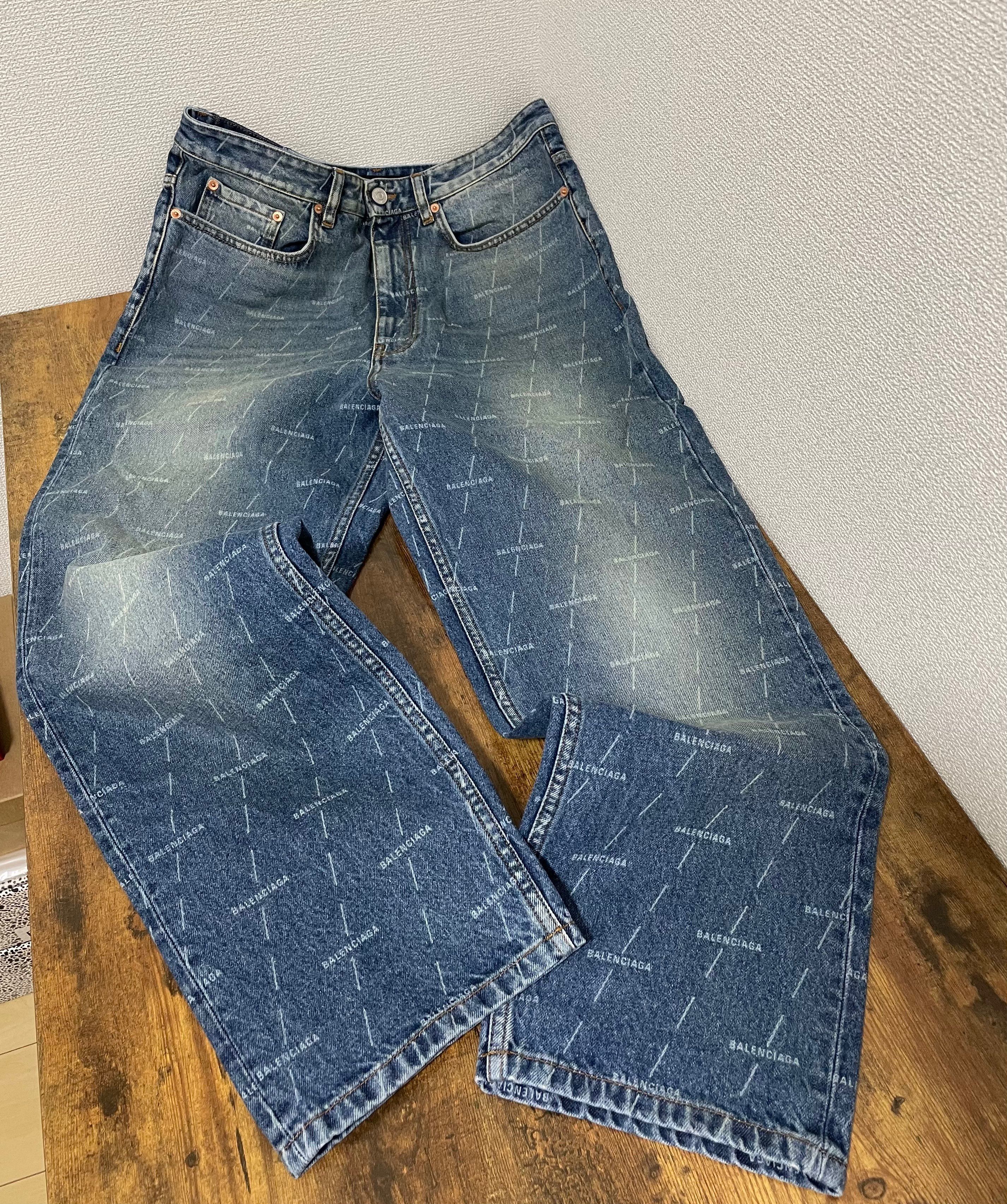 BALENCIAGA(バレンシアガ)  ロゴ デニムパンツ