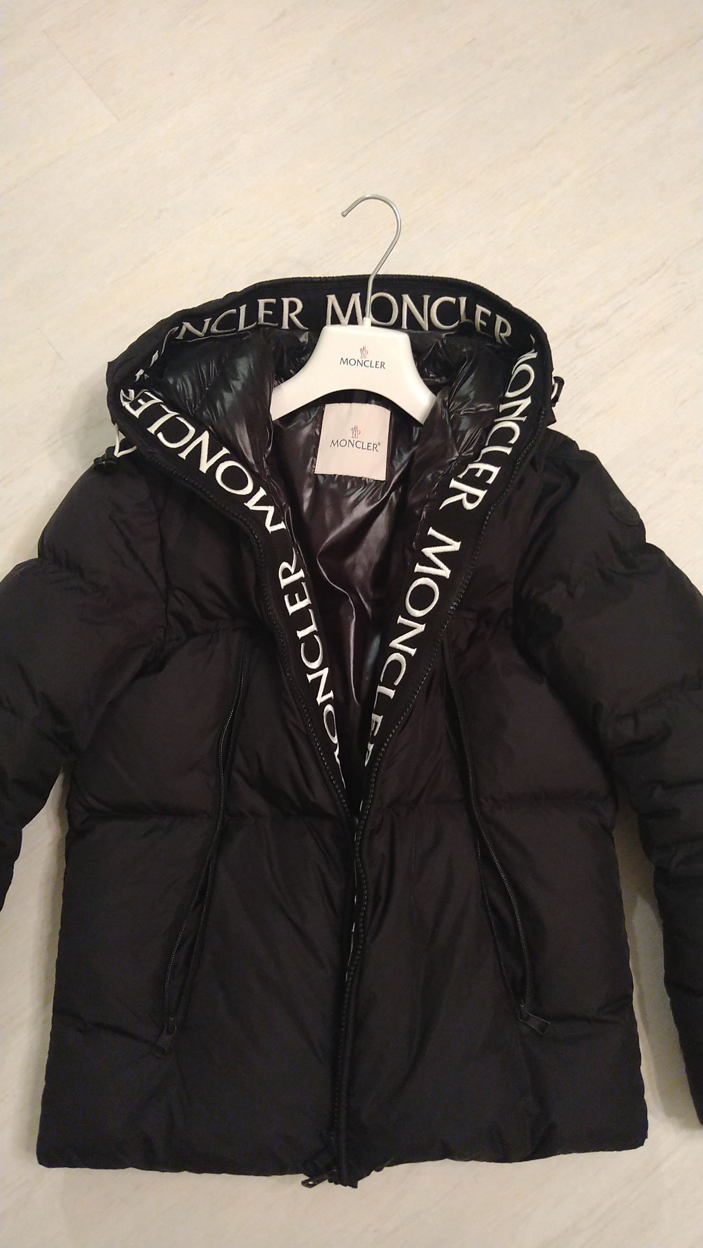 MONCLER Montcla Nylon Down Jacket "Black"