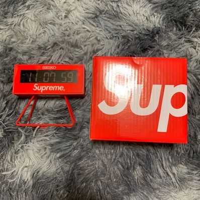 Supreme / Seiko Marathon Clock "Red"