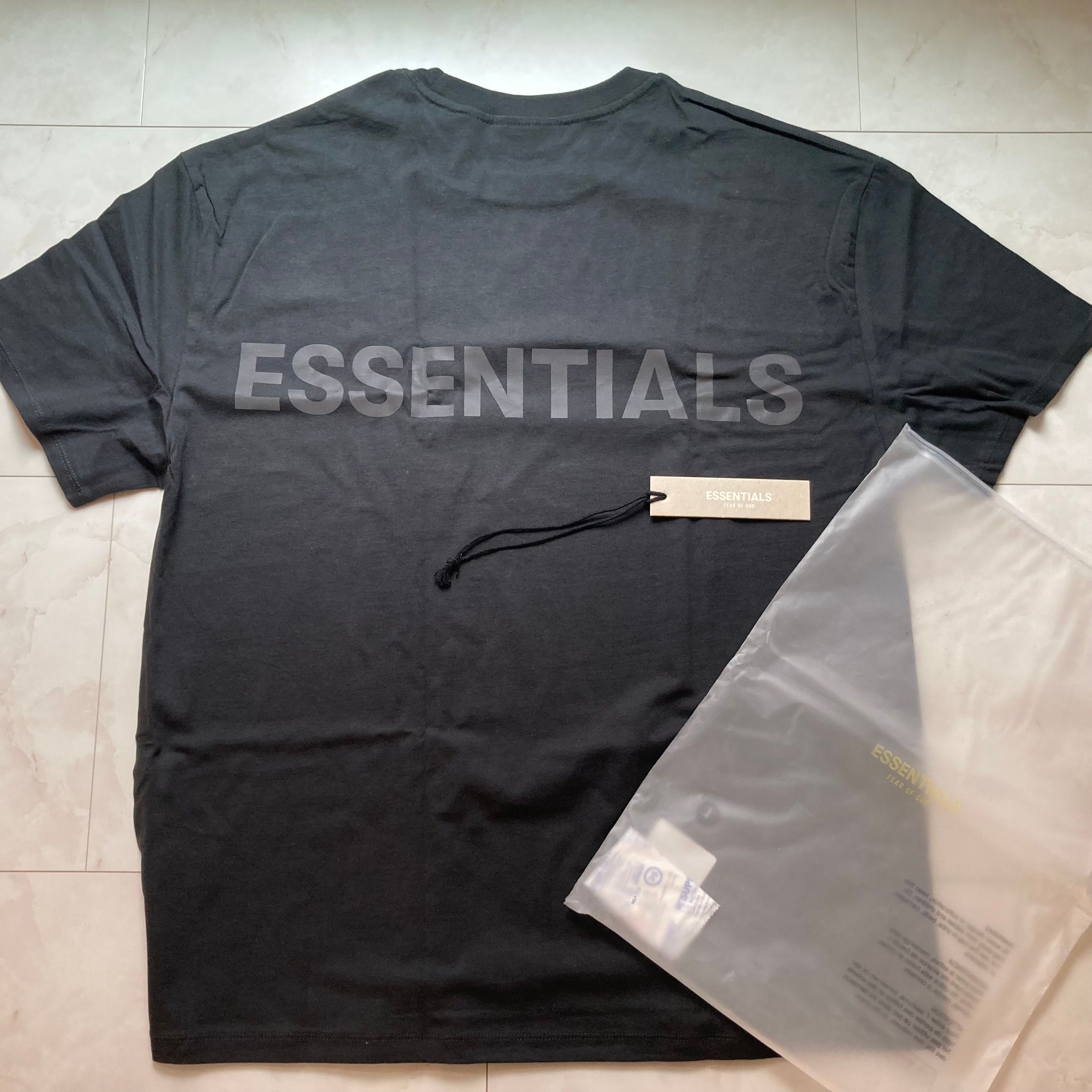 FEAR OF GOD ESSENTIALS 3M Logo Boxy T-shirt "Black"