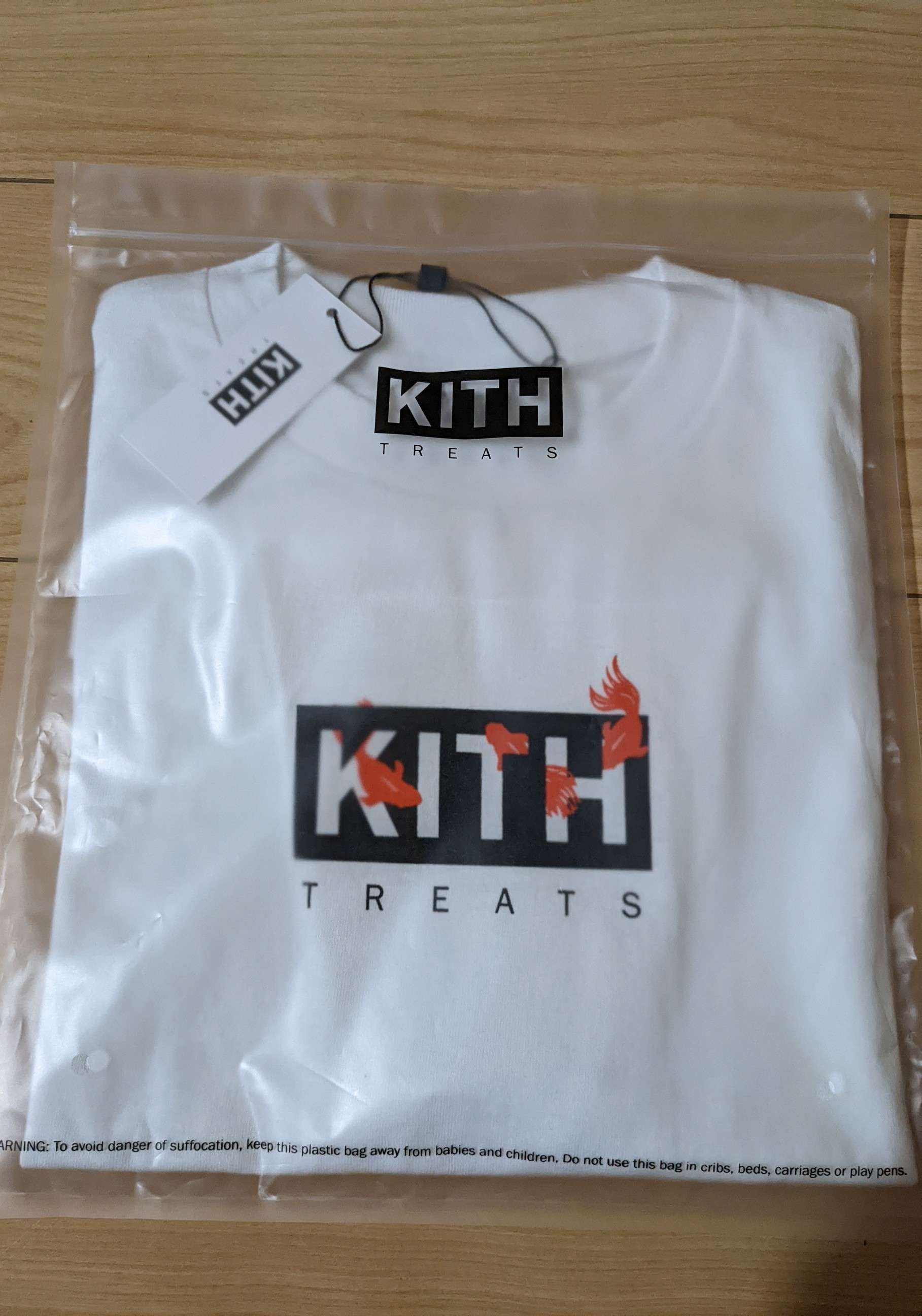 kith treats tokyo限定  the kingyo tee 