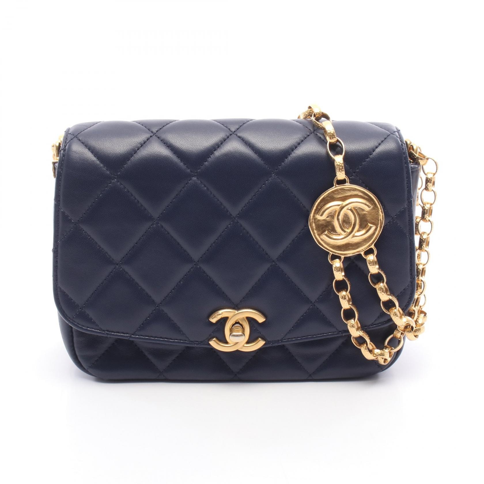 シャネル CHANEL マトラッセ スモールフラップ ショルダーバッグ バッグ ラムスキン(羊革) レディース ネイビー系 【中古】