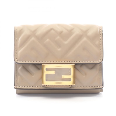 フェンディ FENDI バゲット FFロゴ 三つ折り財布 財布 レザー レディース ベージュ系 8M0395AAJDF0E65 【新品】