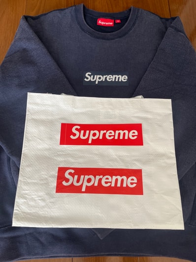 Supreme Washed Box Logo Crewneck "Navy"