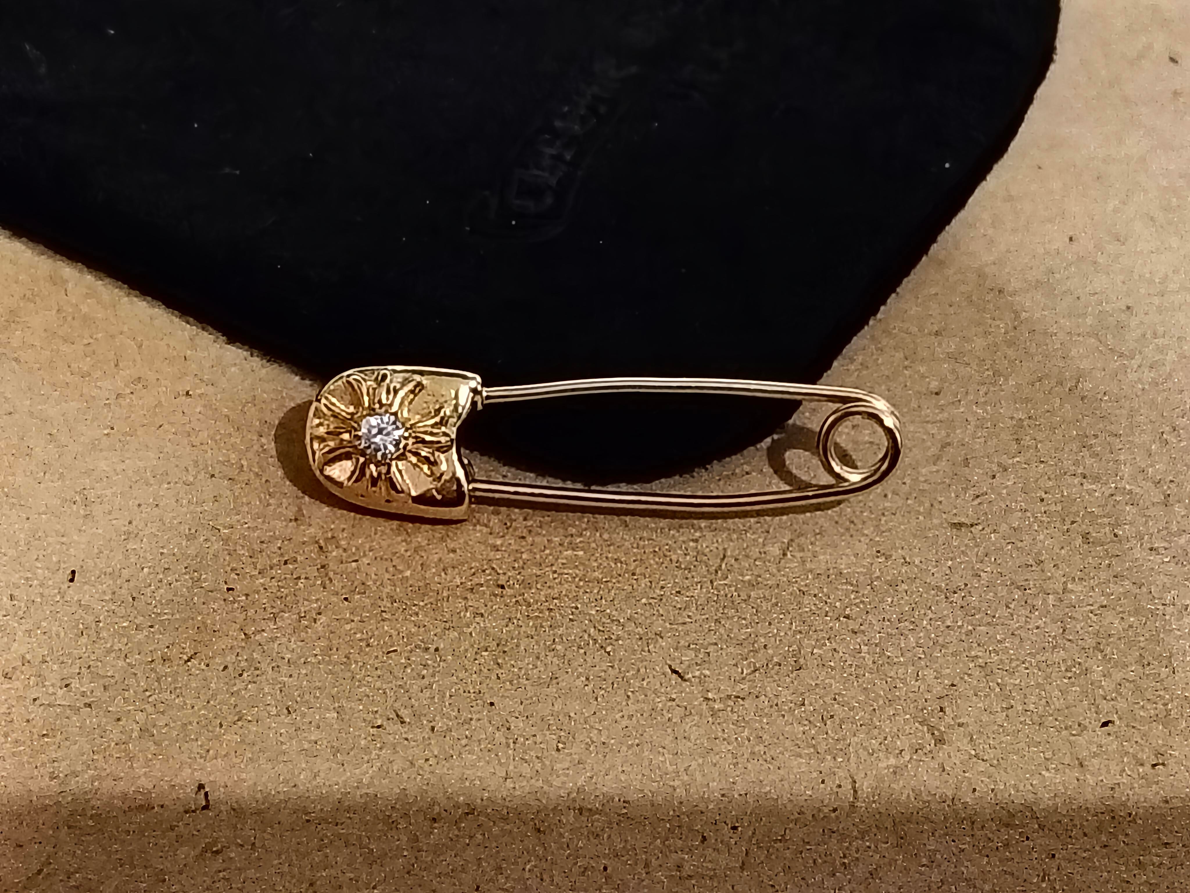 Chrome Hearts 22K Small Safety Pin with CH Plus "Yellow Gold"
