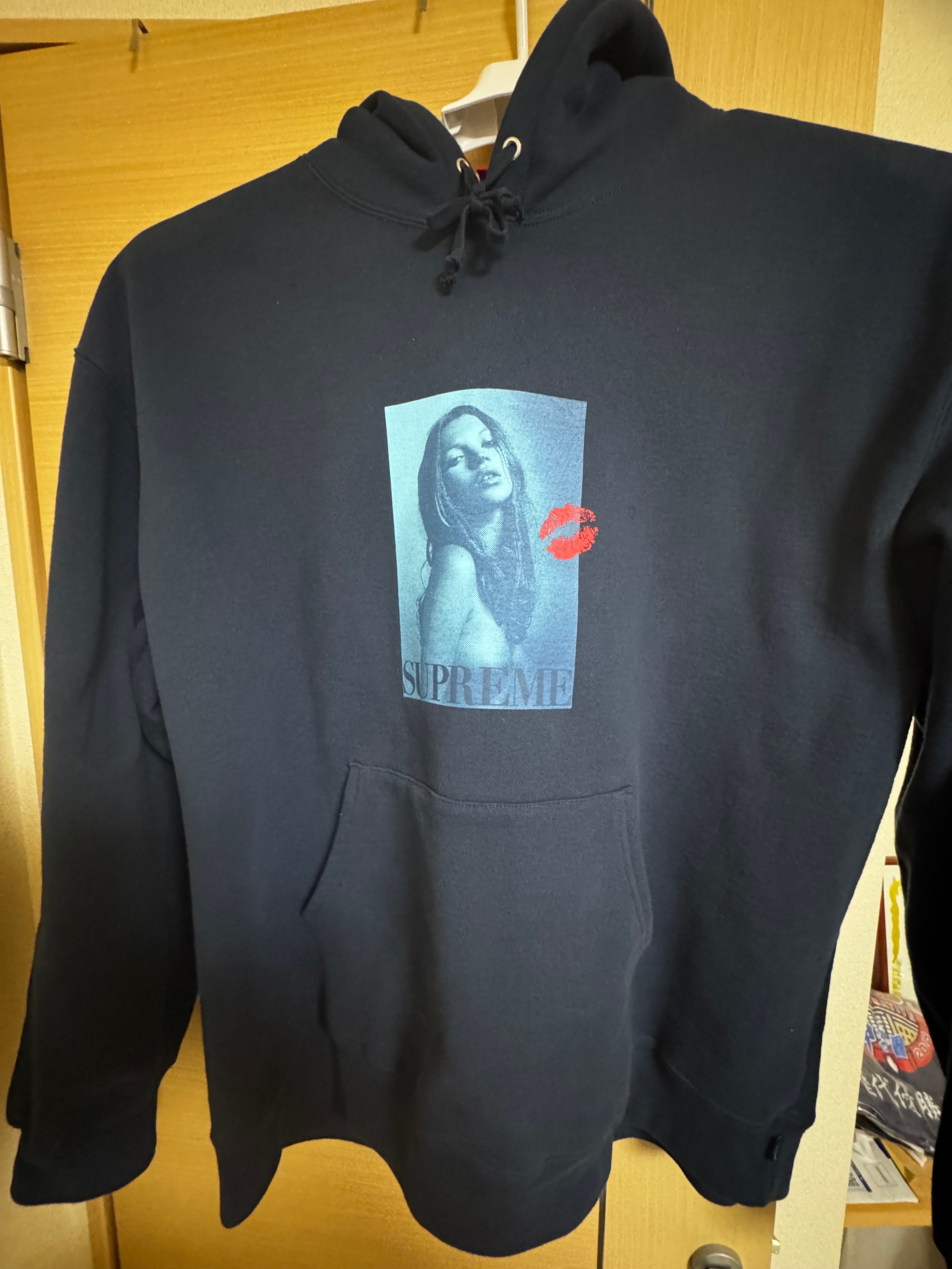 Supreme Kate Moss Hooded Sweatshirt "Navy"