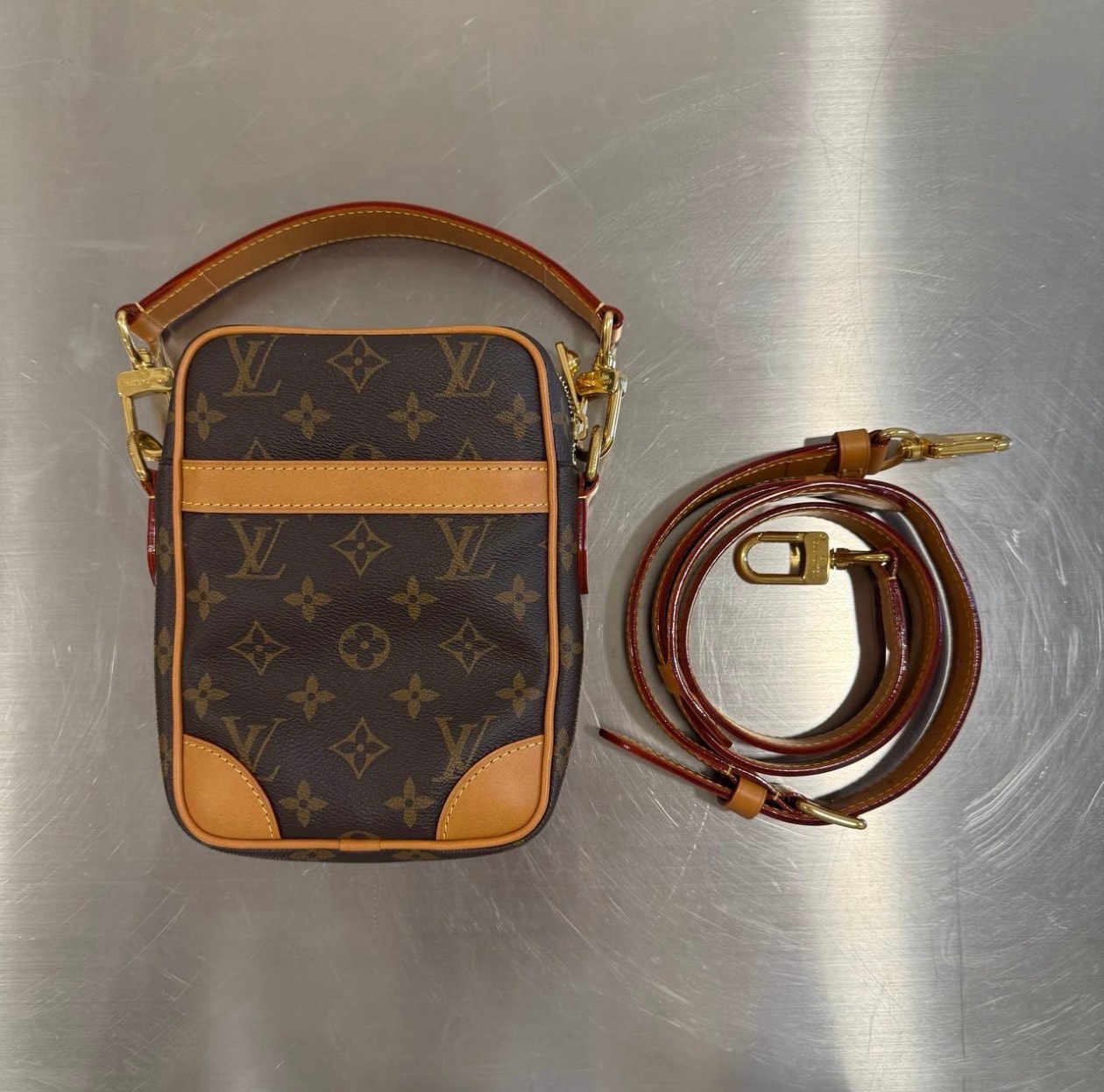 Louis Vuitton Danube Monogram
