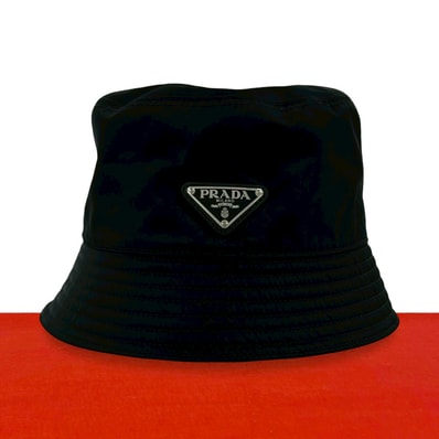 PRADA プラダ 三角ロゴ 金具 ナイロン ハット ブラック
03550