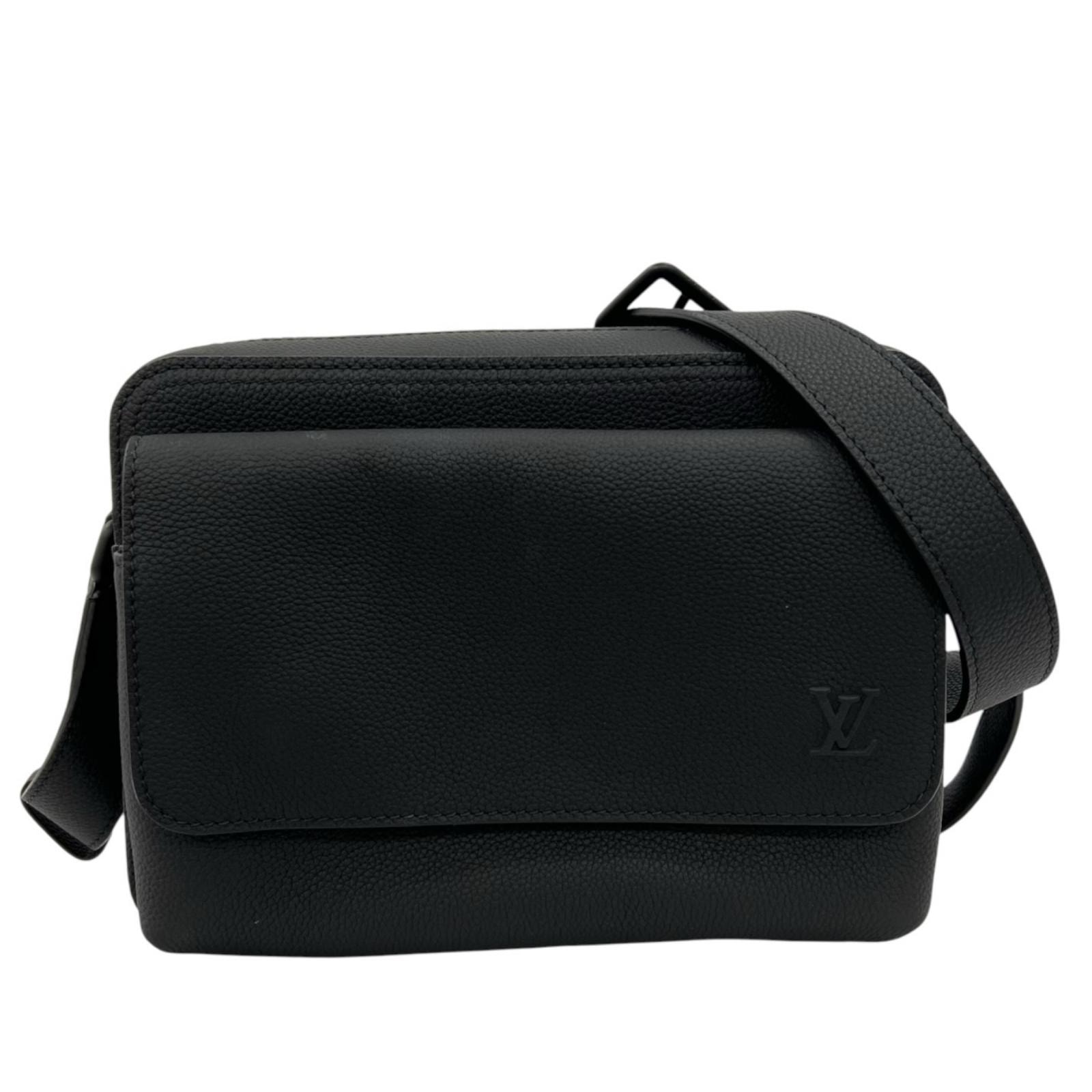 ルイヴィトン ボーディングメッセンジャー アエログラム ショルダーバッグ M15265 ブラック メンズ LOUIS VUITTON 中古