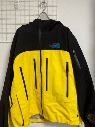 Supreme x The North Face Taped Seam Shell Jacket "Yellow"