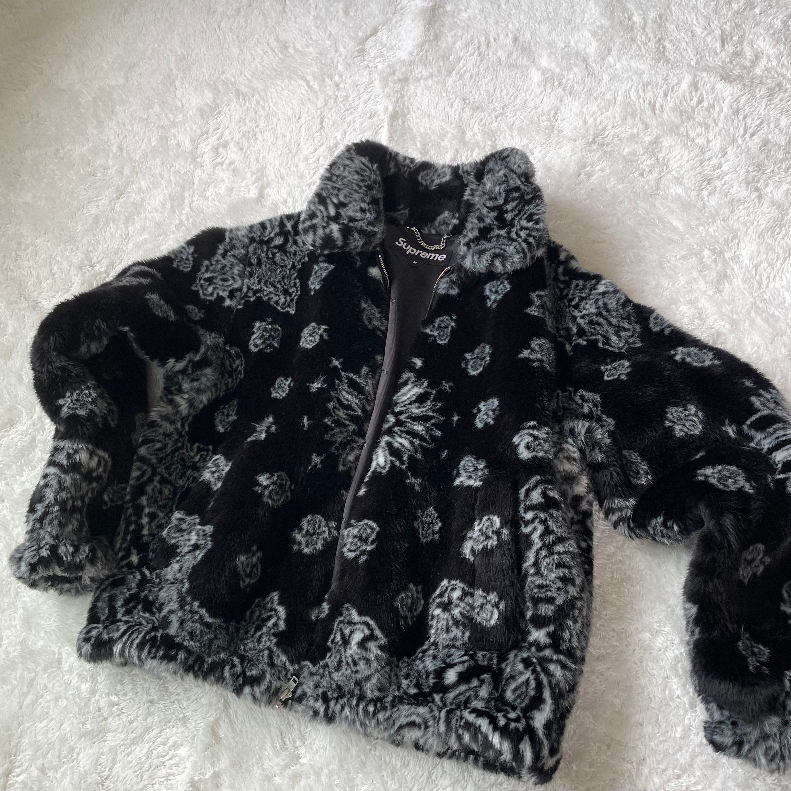 Supreme Bandana Faux Fur Bomber Jacket "Black"