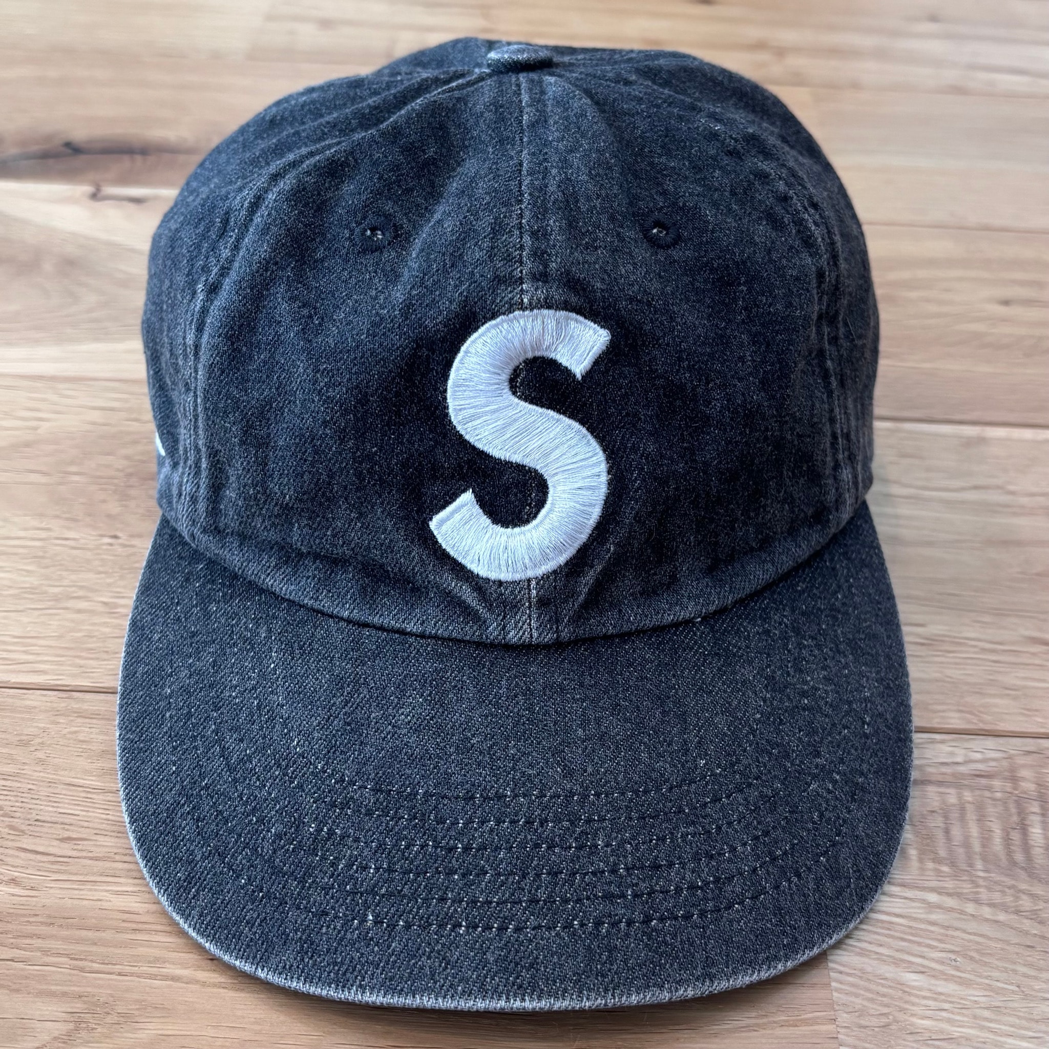 Supreme Kevlar Denim S Logo 6-Panel "Black"