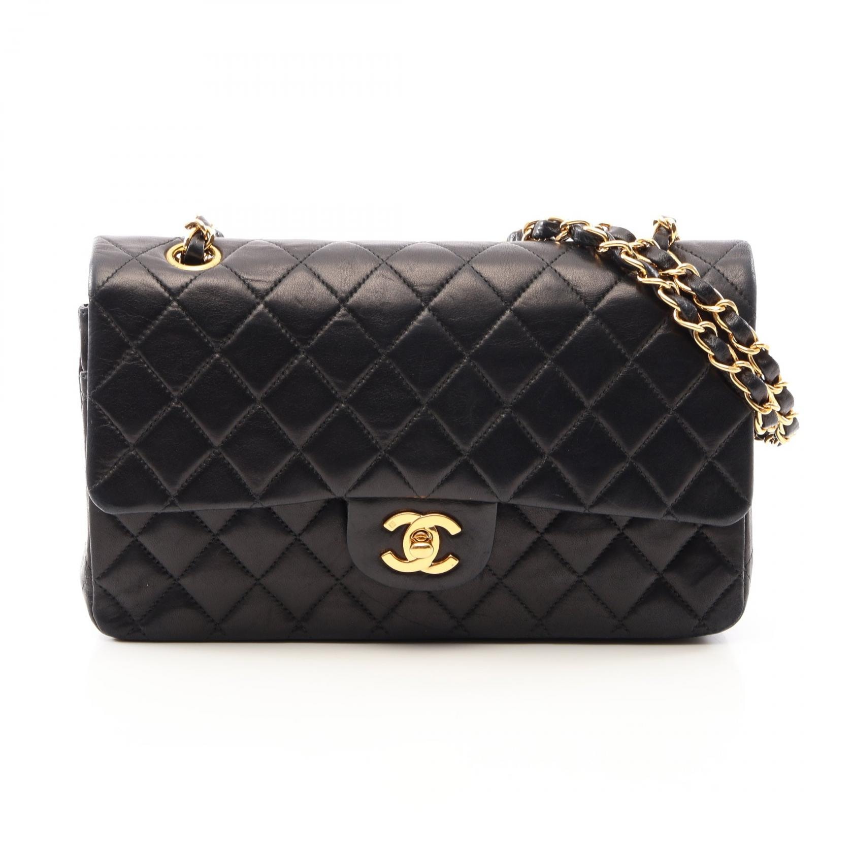シャネル CHANEL マトラッセ Wフラップ ショルダーバッグ バッグ ラムスキン(羊革) レディース ブラック系 【中古】
