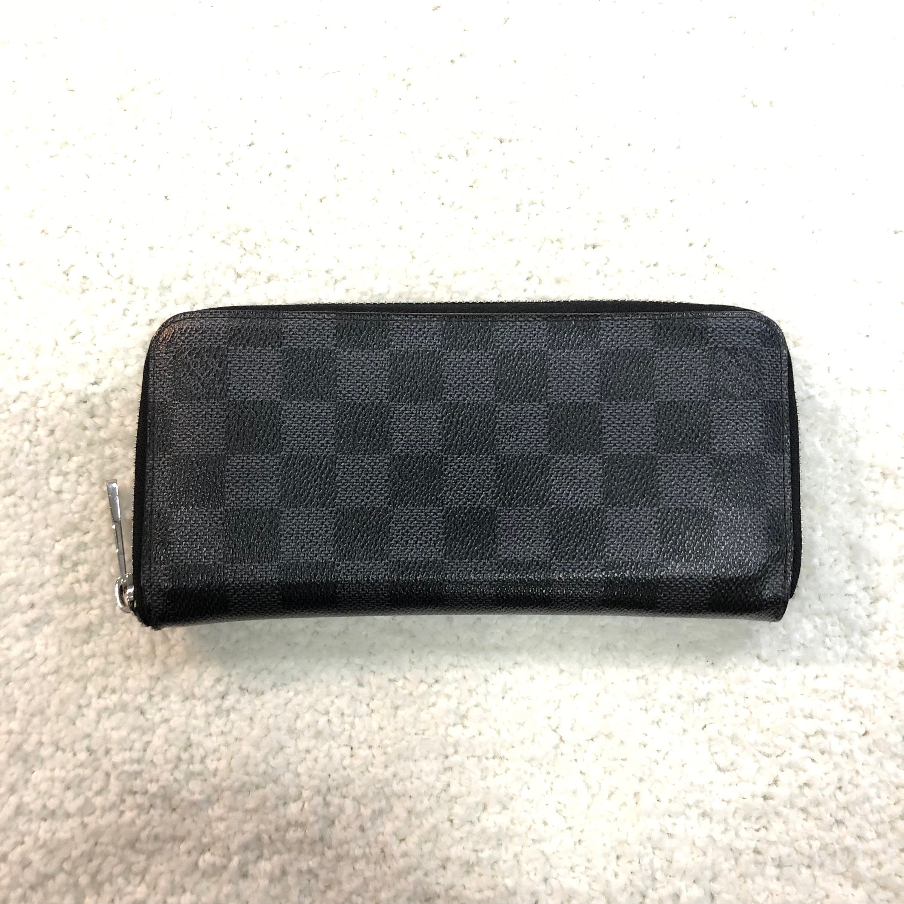 Louis Vuitton [Old Model] Zippy Wallet Vertical Damier Graphite