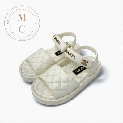 シャネル CHANEL サンダル 靴 シューズ レザー ホワイト 白 ゴールド 未使用 マトラッセ ココマーク ロゴ ベルクロ ストラップ