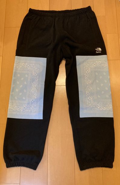 Supreme x The North Face Bandana Sweatpant "Black"