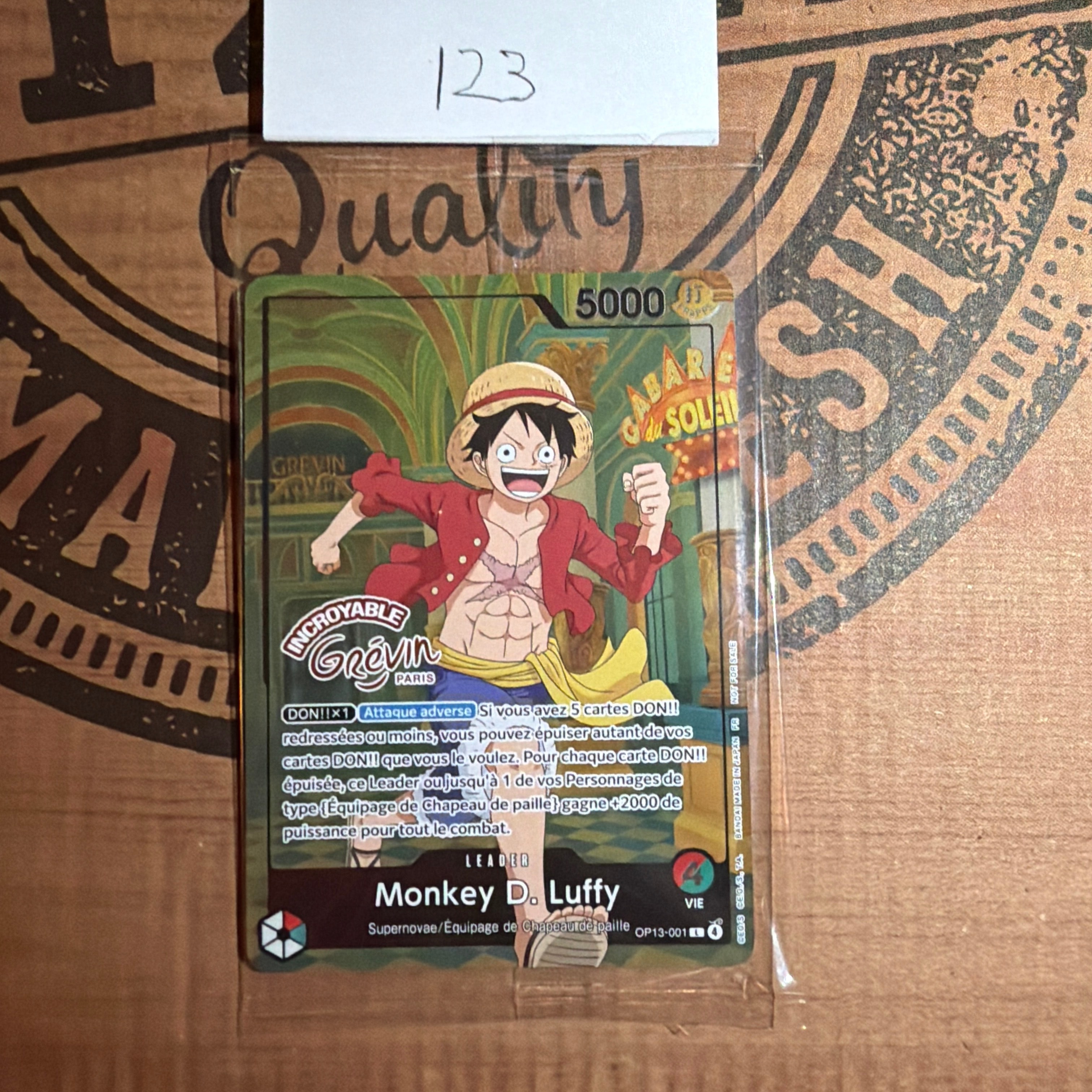モンキー・D・ルフィ L [OP13-001]【フランス語版】(プロモーションカード「ONE PIECE × グレヴァン美術館」)
