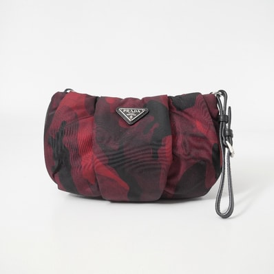PRADA プラダ ポーチ トライアングルロゴ カモフラ イタリア製 ブランド古着【中古】20260922/RB1038