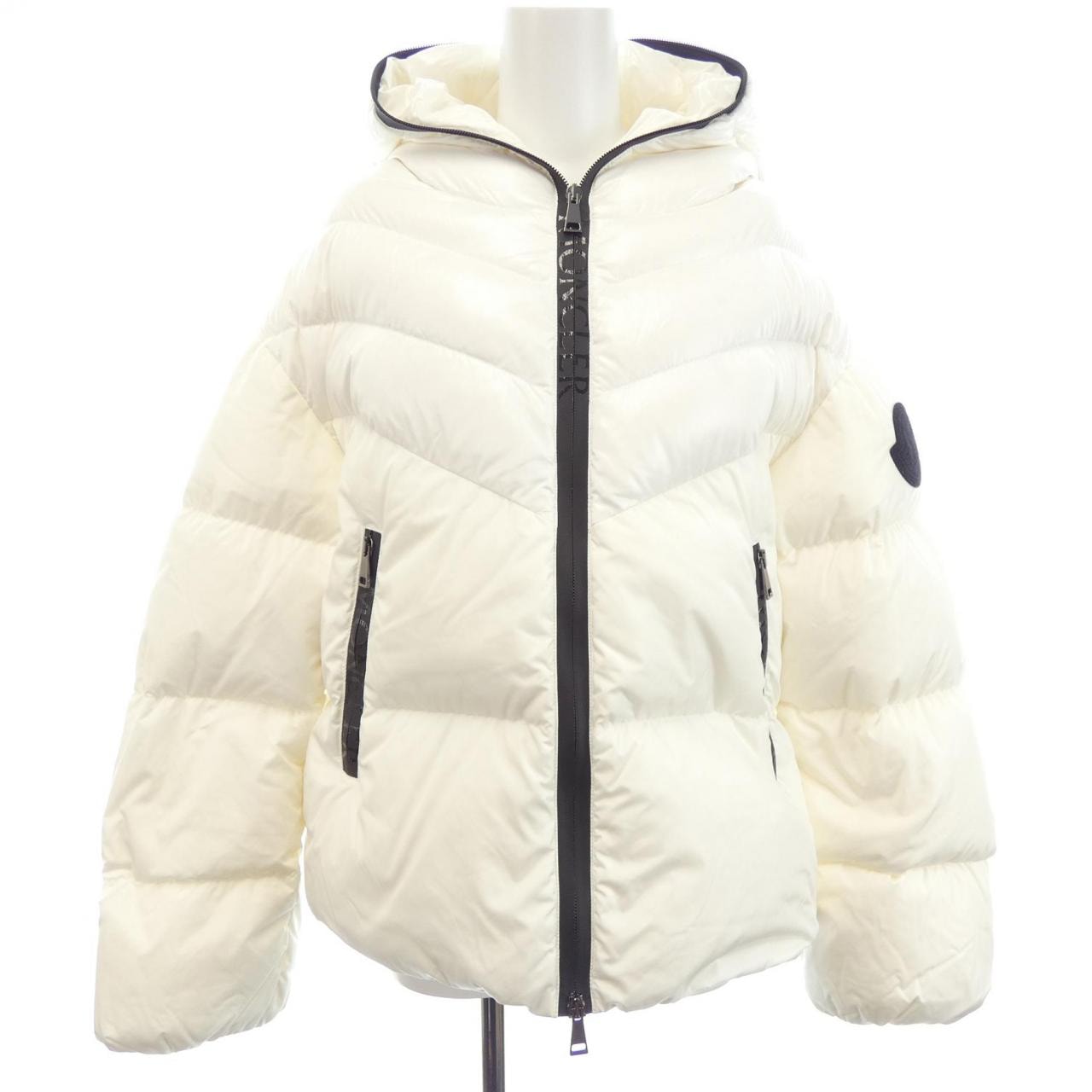 モンクレール MONCLER GUENIOC ダウンジャケット