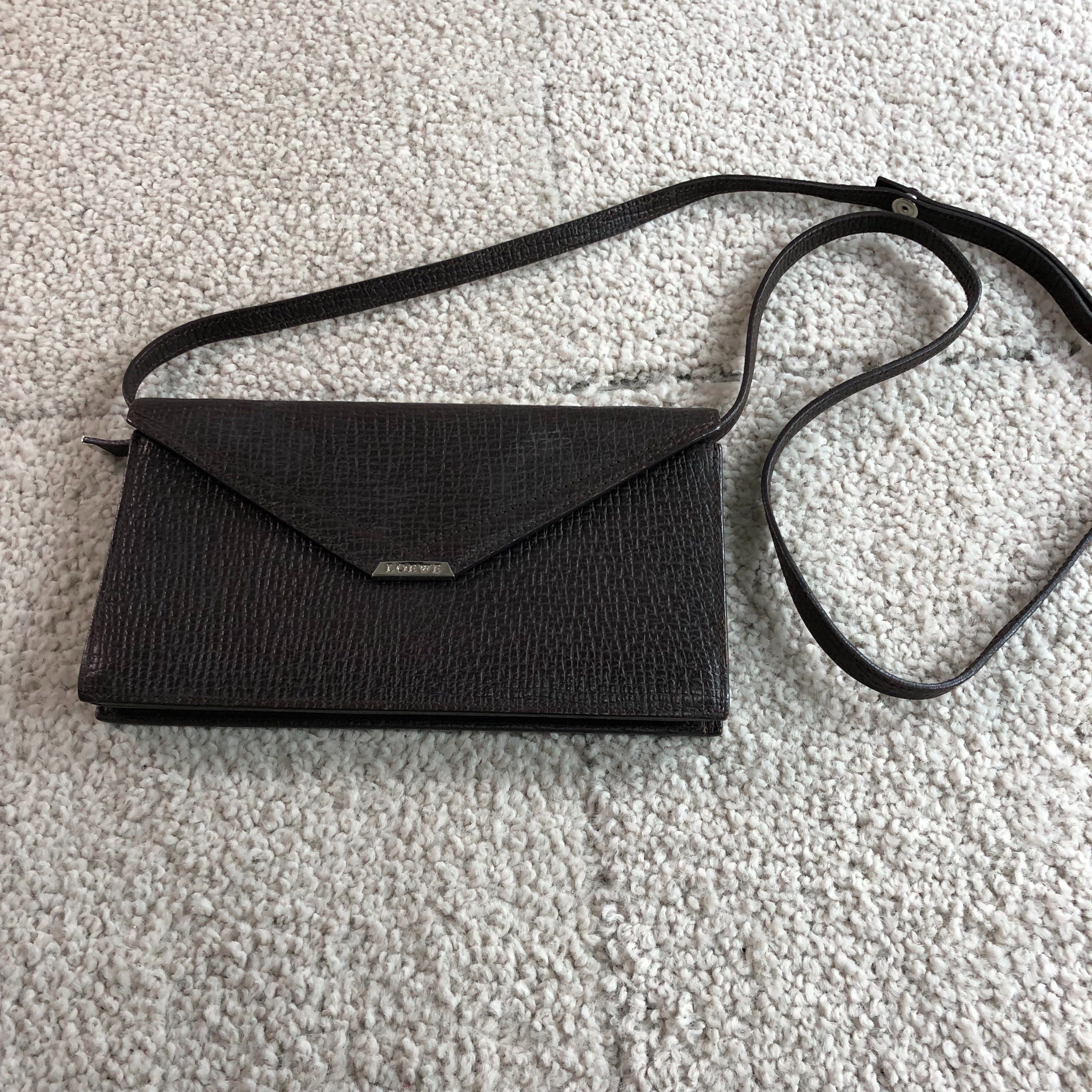 ロエベ ポシェット