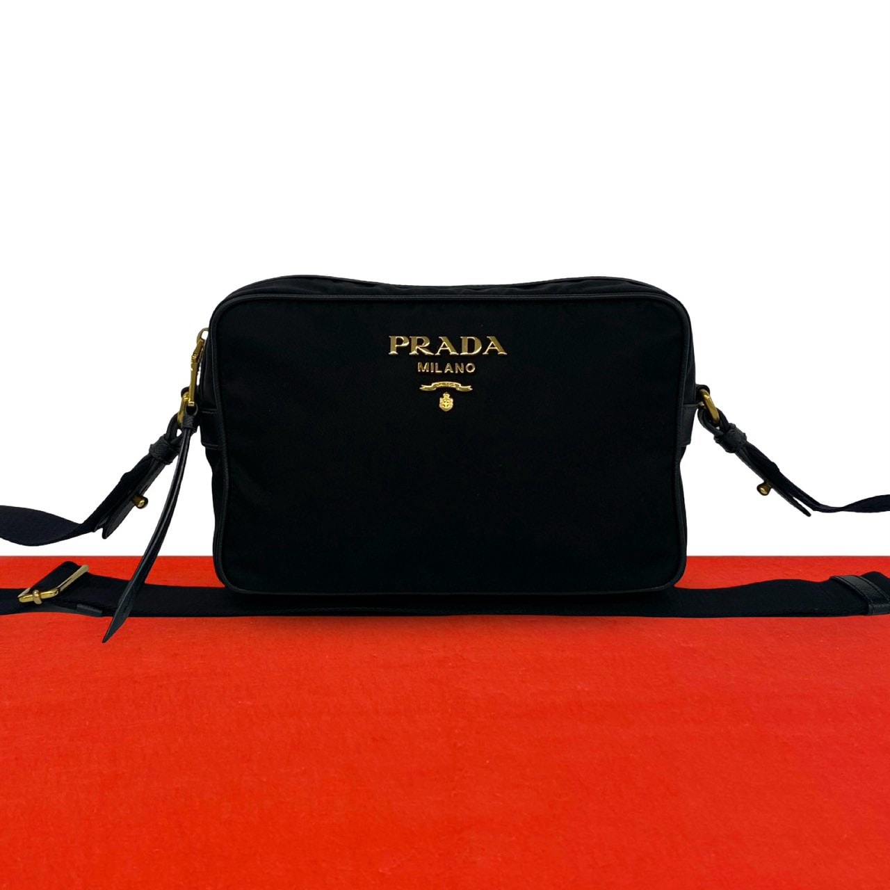 PRADA プラダ ロゴ 金具 ナイロン レザー ショルダーバッグ ブラック
 15139